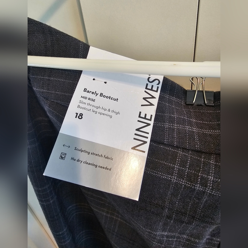 Nine West Gray Plaid Women's Dress Pants Size 18 - Picture 2 of 4